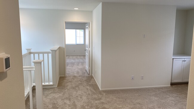 211 Silver Dr in Vista, CA - Building Photo - Building Photo