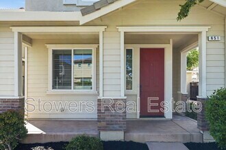 651 N Andalusia Way in Tracy, CA - Building Photo - Building Photo