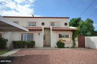 2115 W Belmont Ave in Phoenix, AZ - Building Photo