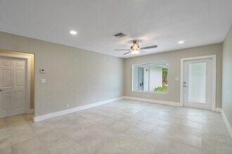 245 SW 6th St in Boca Raton, FL - Building Photo - Building Photo