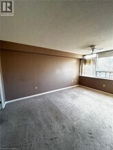 3227 King St E in Kitchener, ON - Building Photo - Building Photo