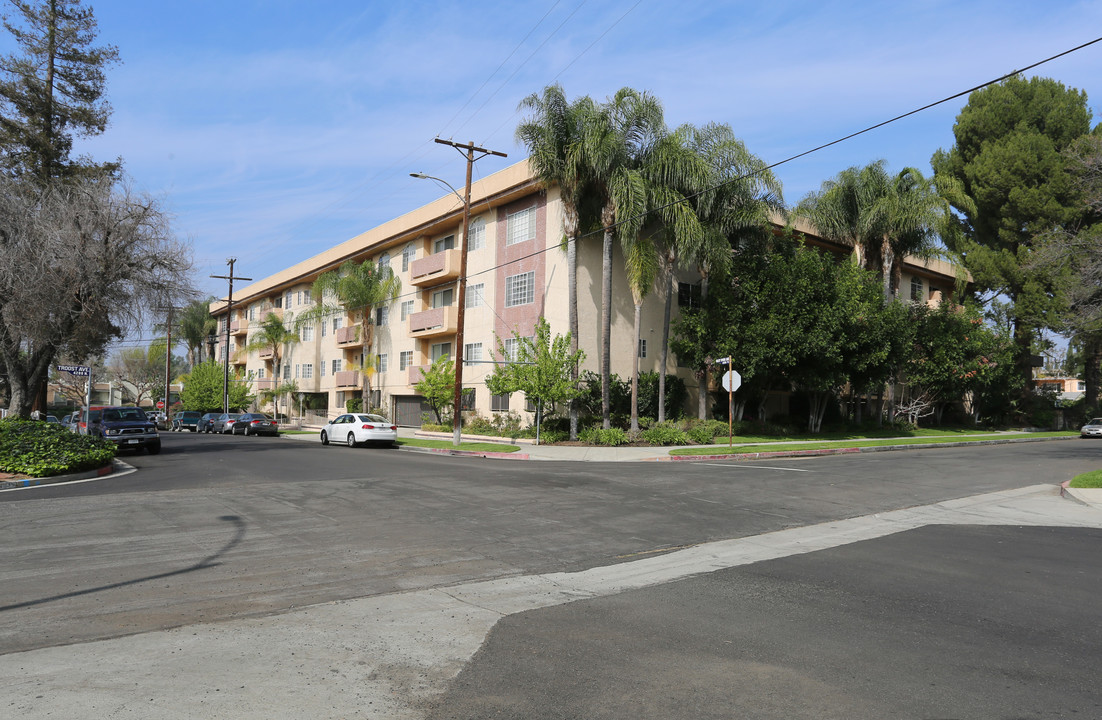 Valley Spring Apartments in Studio City, CA - Building Photo