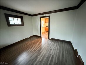 4124 E 139th St in Cleveland, OH - Building Photo - Building Photo