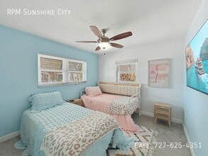 13006 Boca Ciega Ave in Madeira Beach, FL - Building Photo - Building Photo