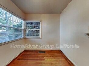 1036 10th Ave in Sacramento, CA - Building Photo - Building Photo