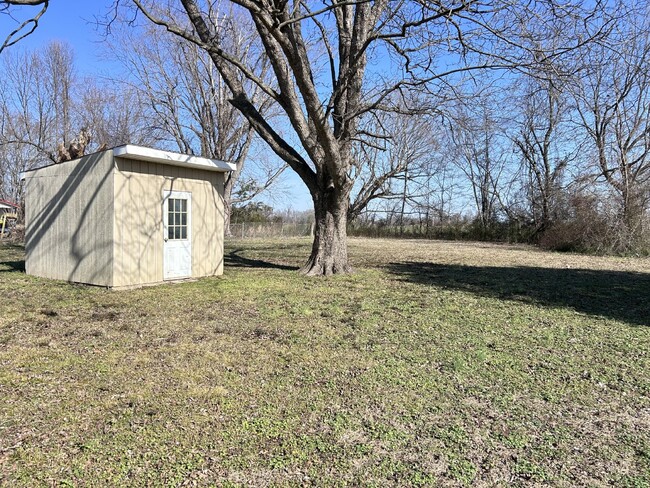 426 N Ezell Ave in Sharon, TN - Building Photo - Building Photo