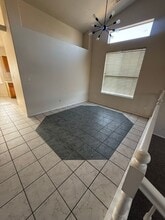 Charming 4-Bedroom Home in the Riverlakes Community in Bakersfield, CA - Building Photo - Building Photo