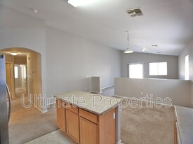 3528 W Allens Peak Dr in San Tan Valley, AZ - Foto de edificio - Building Photo