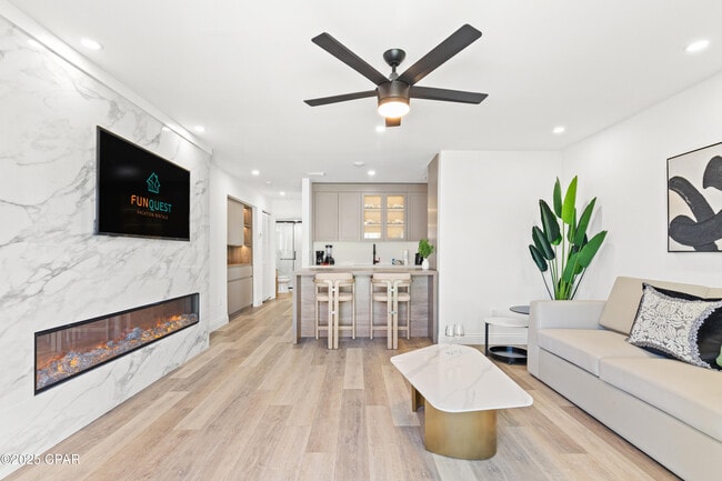 property at 8115 Thomas Dr