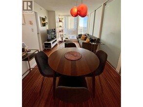 328 E 11th Ave in Vancouver, BC - Building Photo - Building Photo