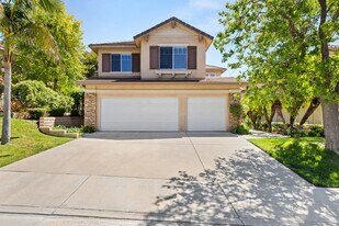2636 Fallcreek Ct in Simi Valley, CA - Building Photo