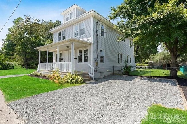 property at 28 Victoria Ave