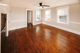 76 Market St in Amesbury, MA - Building Photo - Building Photo