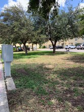 1000 Ranchway Dr in Laredo, TX - Building Photo - Building Photo