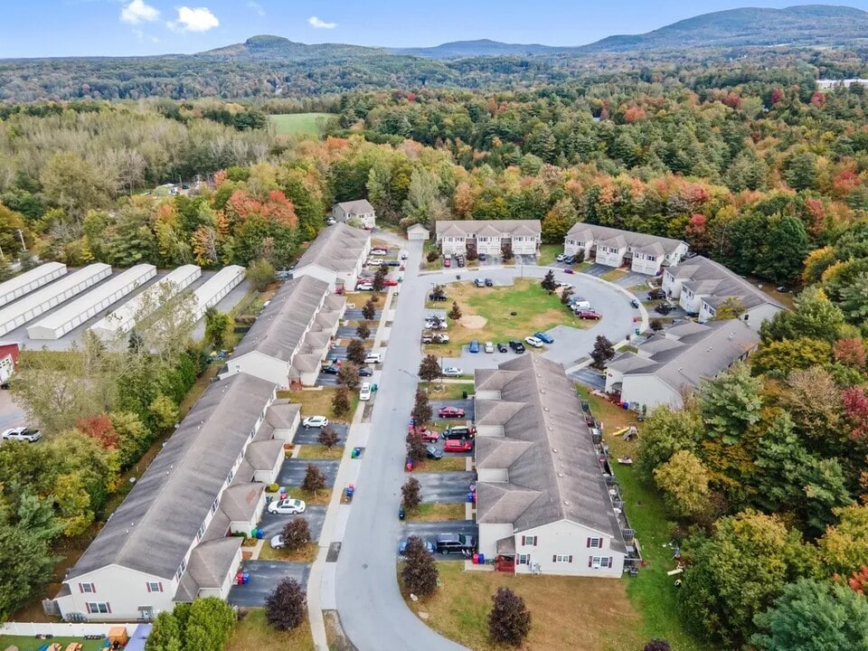 349 Route 7 S in Milton, VT - Building Photo