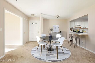 705 Zlotkin Cir in Freehold, NJ - Building Photo - Building Photo