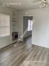 312 W Monroe St in Crescent, OK - Building Photo - Building Photo