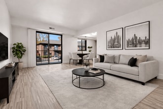 Lafayette Park Place - Detroit, MI in Detroit, MI - Building Photo - Building Photo