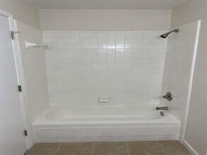 11803 Avery Ln in Balch Springs, TX - Building Photo - Building Photo