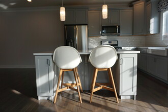 56 Moorland Dr in Danbury, CT - Building Photo - Building Photo
