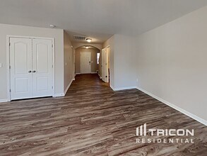 1912 Carpenter Cabin Dr in Charlotte, NC - Building Photo - Building Photo