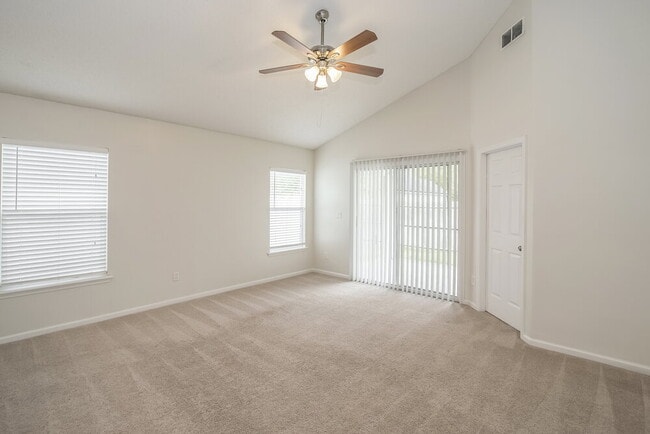 10966 Darlington Oak Ct in Jacksonville, FL - Building Photo - Building Photo
