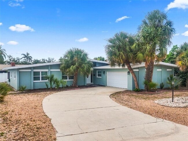 property at 409 4th Ave N