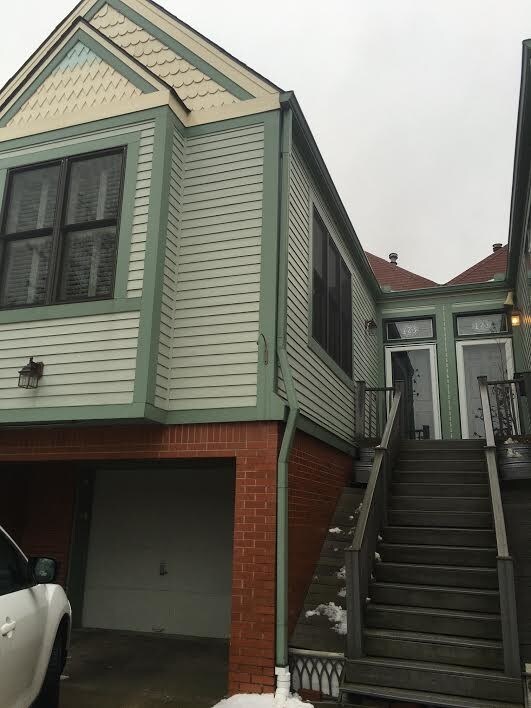 property at 123 E 29th St