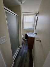 19 Negus St, Unit #5 19 Negus St in Webster, MA - Foto de edificio - Building Photo