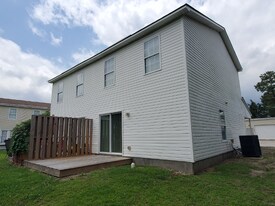 4093 Mica Ave in Little River, SC - Building Photo