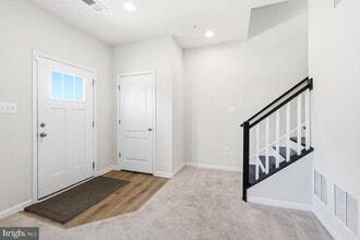 5820 Imperial Dr in Frederick, MD - Building Photo - Building Photo