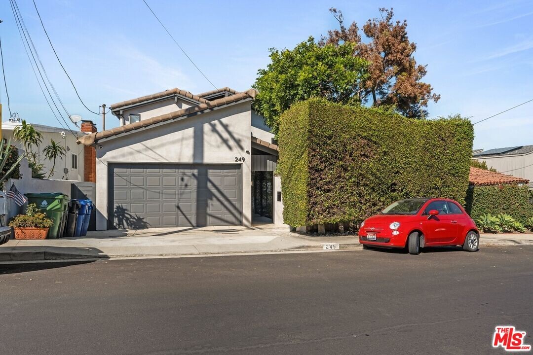 249 Rees St in Los Angeles, CA - Foto de edificio