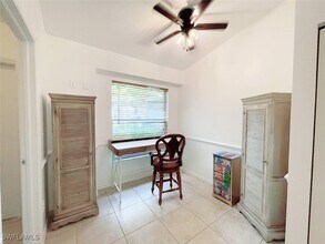 2037 W Crown Pointe Blvd in Naples, FL - Building Photo - Building Photo