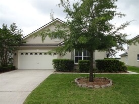 3961 Leatherwood Dr in Orange Park, FL - Building Photo