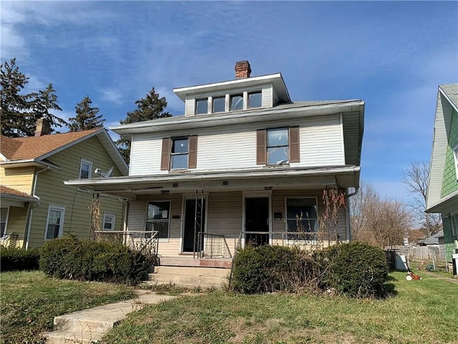 property at 608 E Rose St