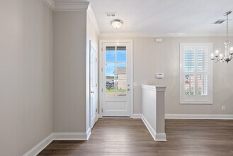 728 Southpointe Commons Loop in Oxford, MS - Foto de edificio - Building Photo