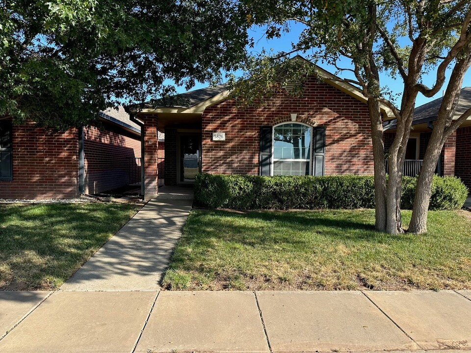 5826 Farmers Ave in Amarillo, TX - Building Photo