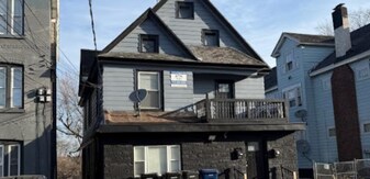 113 Lexington Ave, Unit 2 in Syracuse, NY - Building Photo