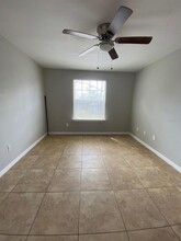 5112 Park Central Dr in Orlando, FL - Building Photo - Building Photo