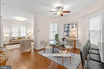 745 Gresham Pl NW in Washington, DC - Foto de edificio - Building Photo