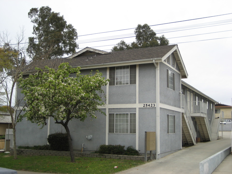 25423 Belle Porte Ave in Harbor City, CA - Building Photo