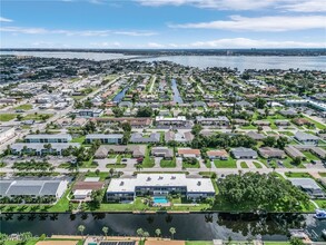 4912 Vincennes St in Cape Coral, FL - Building Photo - Building Photo