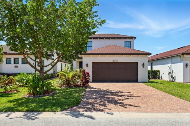 property at 228 SE Via Visconti