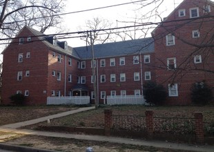 1207 W. 47th Street in Richmond, VA - Foto de edificio - Building Photo