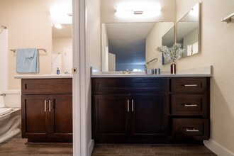261 Weston Cir in Vista, CA - Building Photo - Building Photo