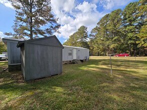 826 Rembrandt Dr in Fayetteville, NC - Foto de edificio - Building Photo
