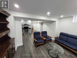 6249 Prairie Cir in Mississauga, ON - Building Photo - Building Photo