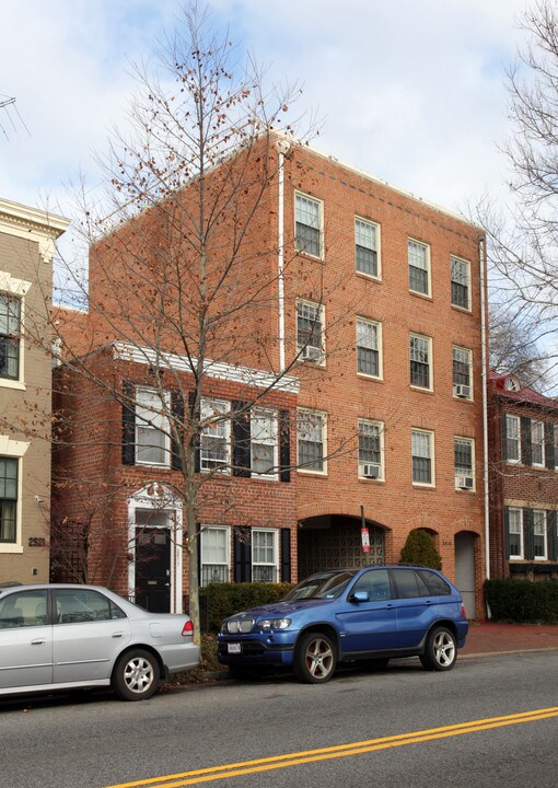 2515 P St NW in Washington, DC - Foto de edificio