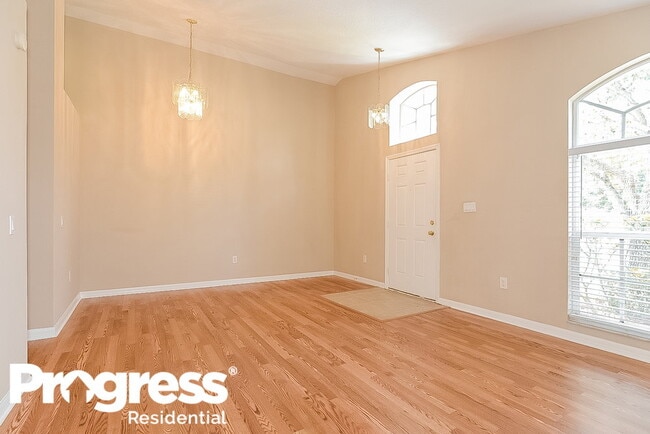 25806 Bloomsbury Ct in Land O Lakes, FL - Foto de edificio - Building Photo