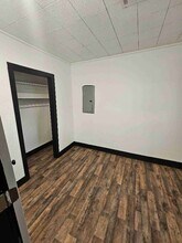 730 E 5th Ave in Bristow, OK - Foto de edificio - Building Photo